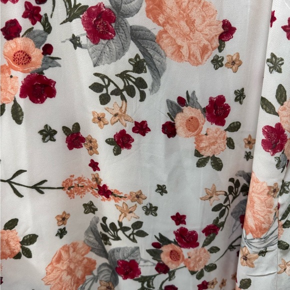 Love Fire Floral Lace Trim Dress. Size Large - Picture 4 of 7